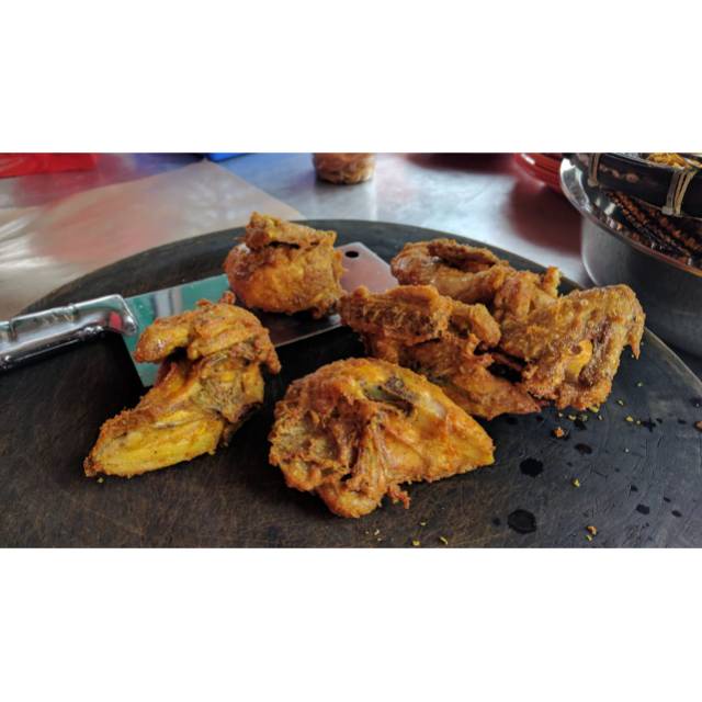 

Ayam Goreng Kremes Nasi Uduk Borobudur khas Pontianak (Recommended)9