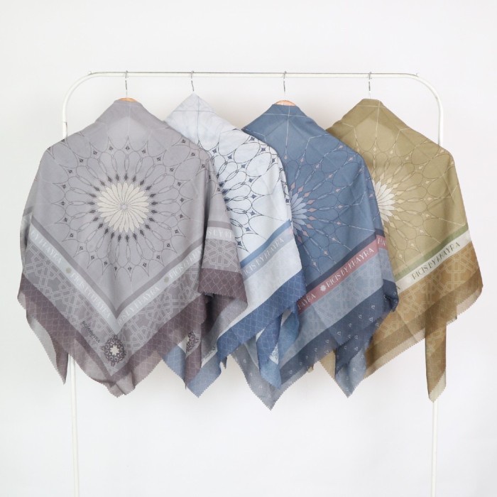 best -ricis by khayra MADINAH scarf