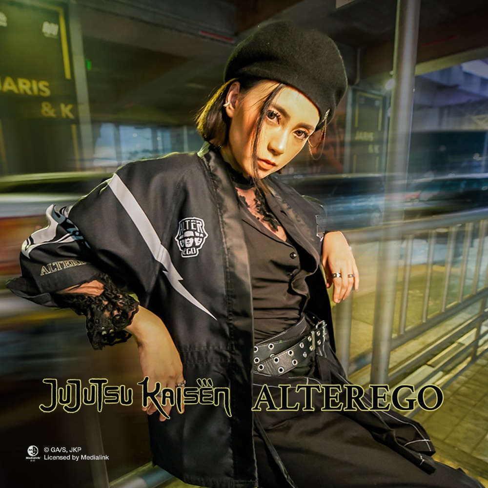 ALTER EGO X JUJUTSU KAISEN HAORI KIMONO BLACK WHITE