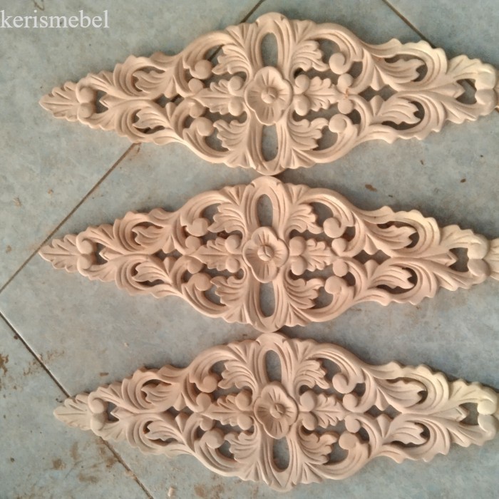Ornamen ukir ukiran tiang soko ukiran tempel pintu ukiran serbaguna murah