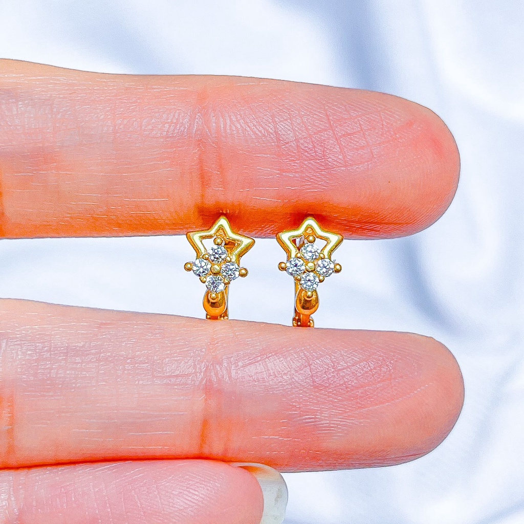 Banyak motif yaa. Anting jepit anak dan dewasa emas asli kadar 700 70 16k bunga love bintang clover 