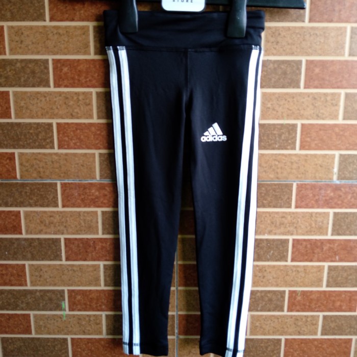 Legging Adidas Anak Equip 3 Stripes  - 4-5 tahun