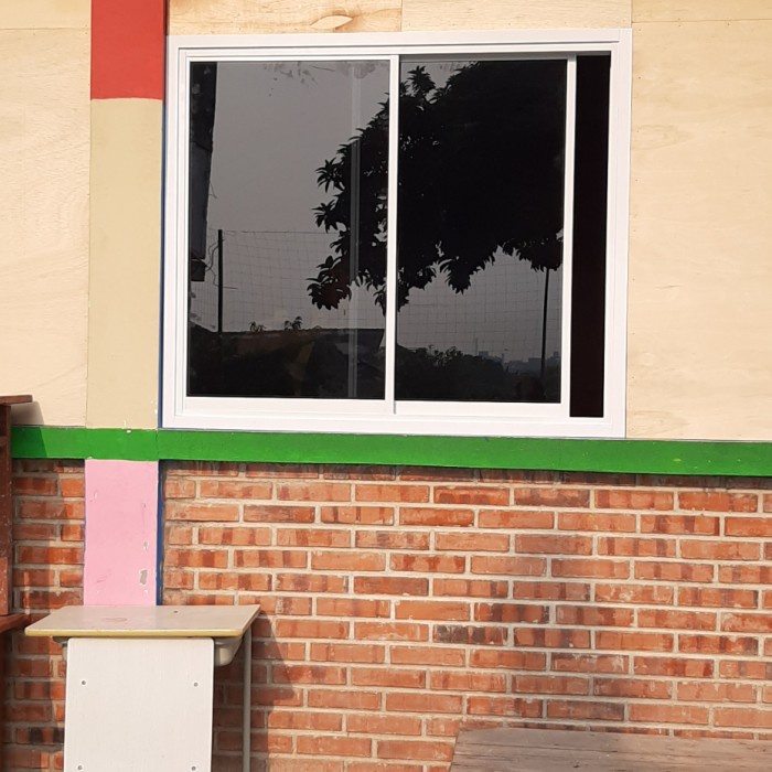 Jendela Alumunium sliding  | Kusen Alumunium 120X120 | Bovenli Alumunium (Alumunium window)
