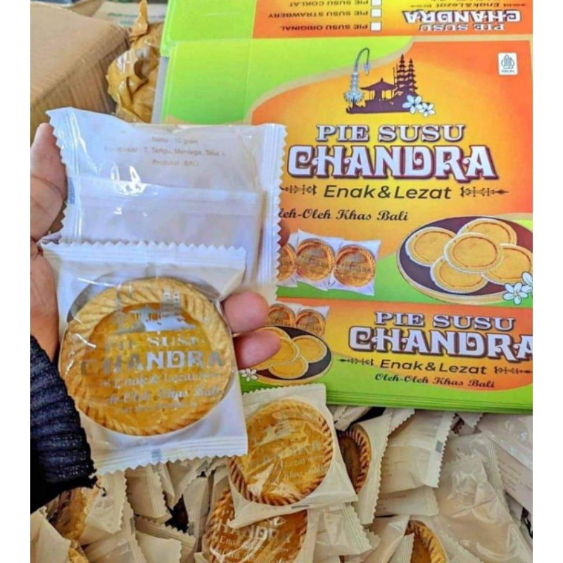 

PIE SUSU MERK CANDRA OLEH-OLEH KHAS BALI 50 PCS