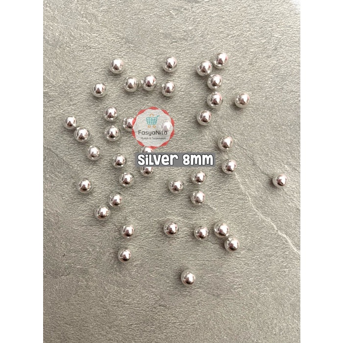 

Sprinkle Edible / Topping Confetti / Dekorasi Kue Tart [1 botol] - Silver 8mm 20g - FasyAnita Mart Denpasar