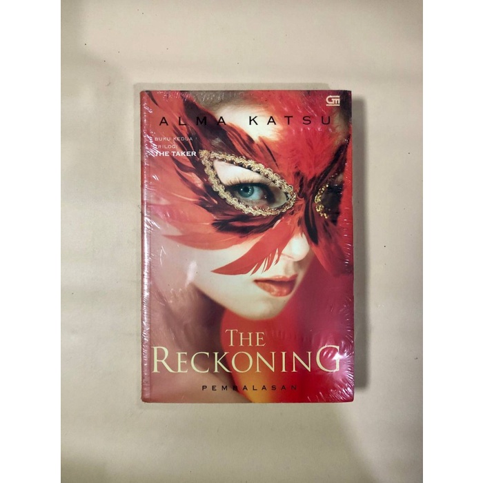 Buku Alma Katsu Trilogi Series