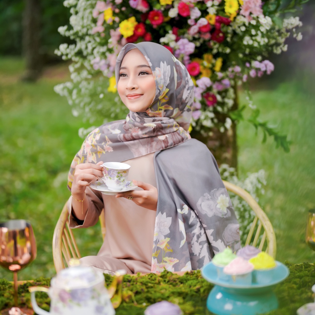 Valore Hijab - Aria Scarf Series Roman Coffee
