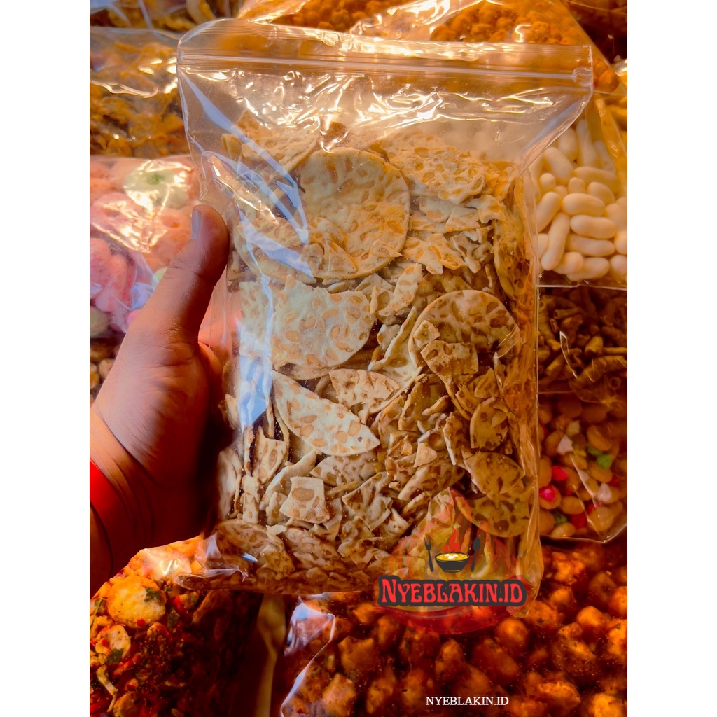 

KERIPIK TEMPE SAGU /KERIPIK TEMPE OVEN GURIH BERAT 250 gram /SNACK KILOAN - AGEN SNACK MURAH _ NYEBLAKIN.ID