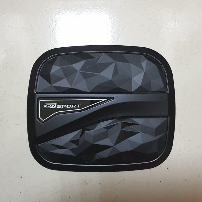 Tank cover hitam doff GR sport All new fortuner 2016-2021. Aksesoris mobil