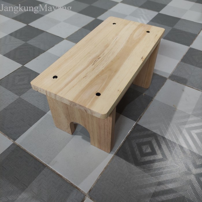 

Kursi Jongkok Kayu / Dingklik Kayu / Jengklok / Kursi Jongkok KECIL - Dingklik 30x15 murah