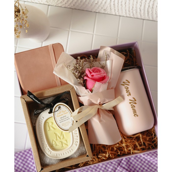 

TWINKY- Hampers birthday/kado ultah cewek/giftbox/hampers anniversary