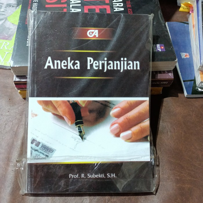 

ANEKA PERJANJIAN : Prof R Subekti SH