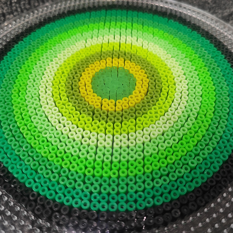 

All Green Colours 5000pcs Pixel Puzzle Melting Iron Beads for Hama Beads Fuse Beads Diy High Quality Handmade Gift