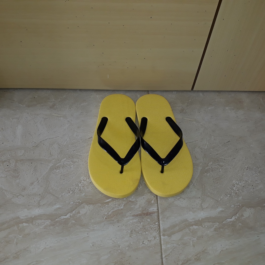 SANDAL ESUTO SENDAL JEPIT PRIA WANITA WUDHU KARET WARNA BIRU MERAH UNGU ABU ABU KUNING HITAM PINK CO