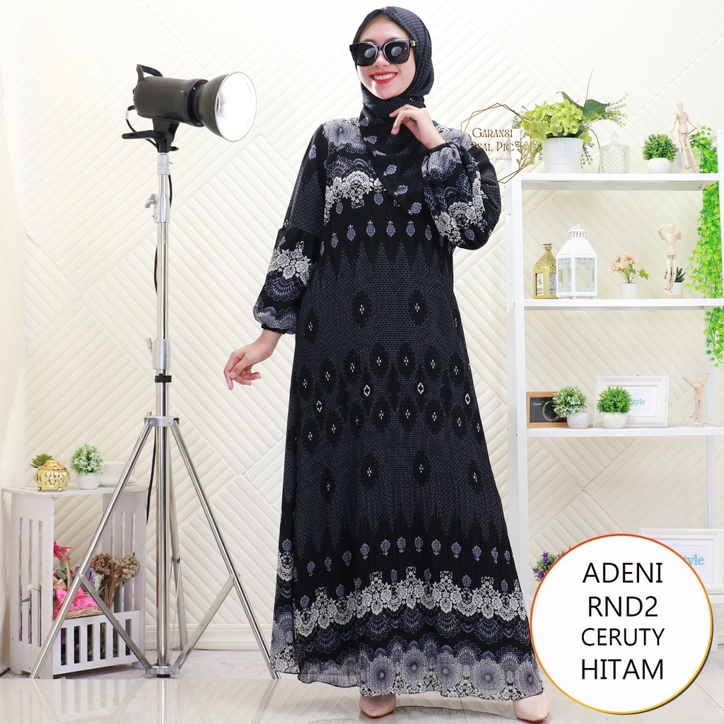 Adeni Gamis Ceruty Plisket Furing Motif Busui Sleting Lengan Balon Set Hijab Segi Empat