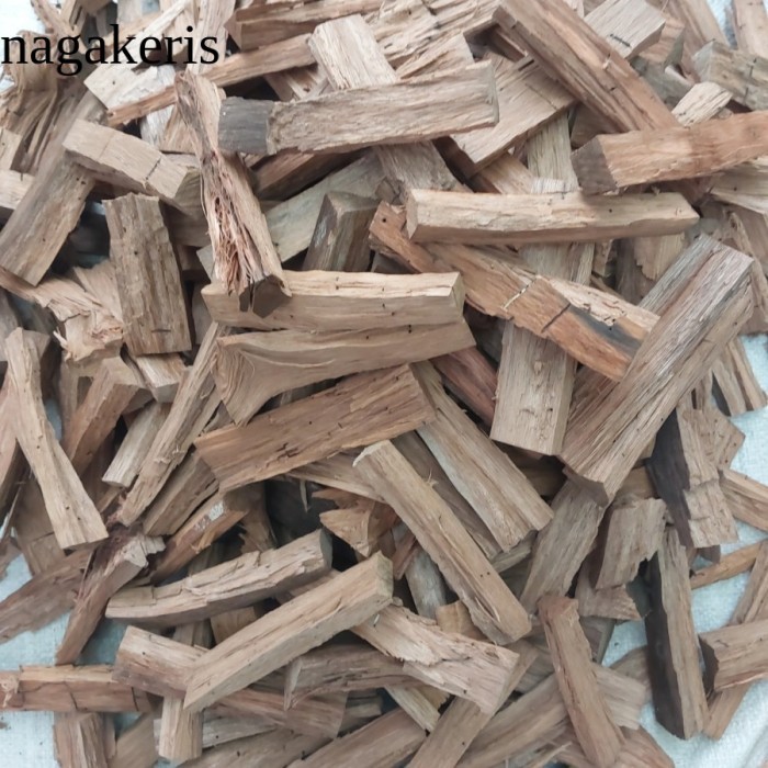 

LARRRISZZMO!!! Kayu Bakar Rambutan 1Kg Panjang +/-25 cm laris