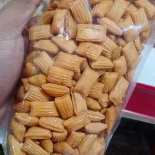 

JAGUNG PANGGANG - PANG PANG JAGUNG - JAGUNG BANTAL CEMILAN SANTAI KELUARGA SEHAT 200GRAM