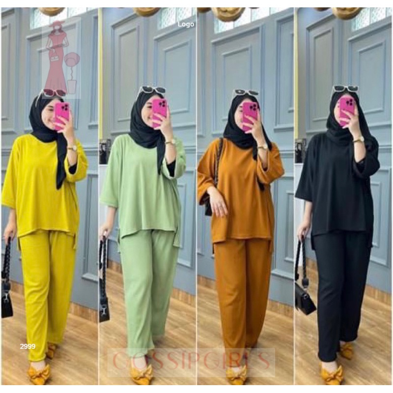 GossipGirls - One Set Phenomenal Uniqlo Setelan Uniqlo Sweater Wanita Sweater Polos Wanita Sweater W