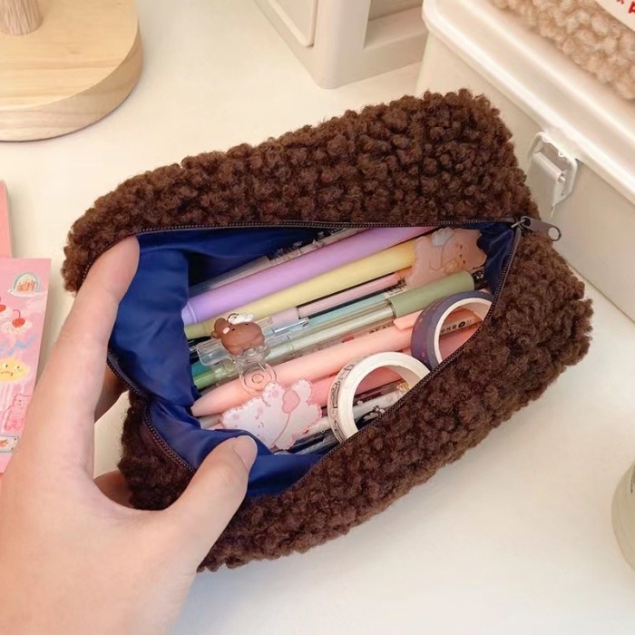 

Kotak Pensil Bulu Korean Style Cute Tas Pouch Makeup Korean Style - BABY PINK