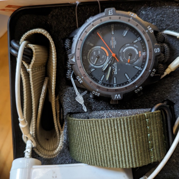 Jam Tangan Pria Princeton Tactical - Hitam
