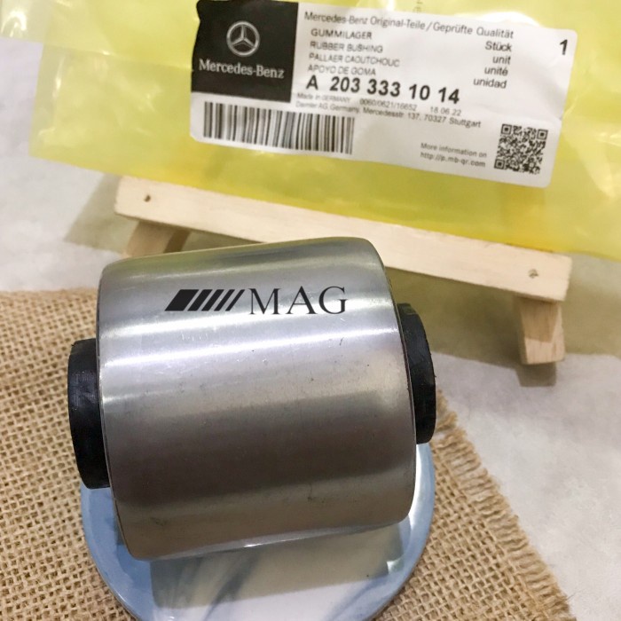 Bushing Arm Atas W203,W212,W204 ARM Alloy Original A2033331014