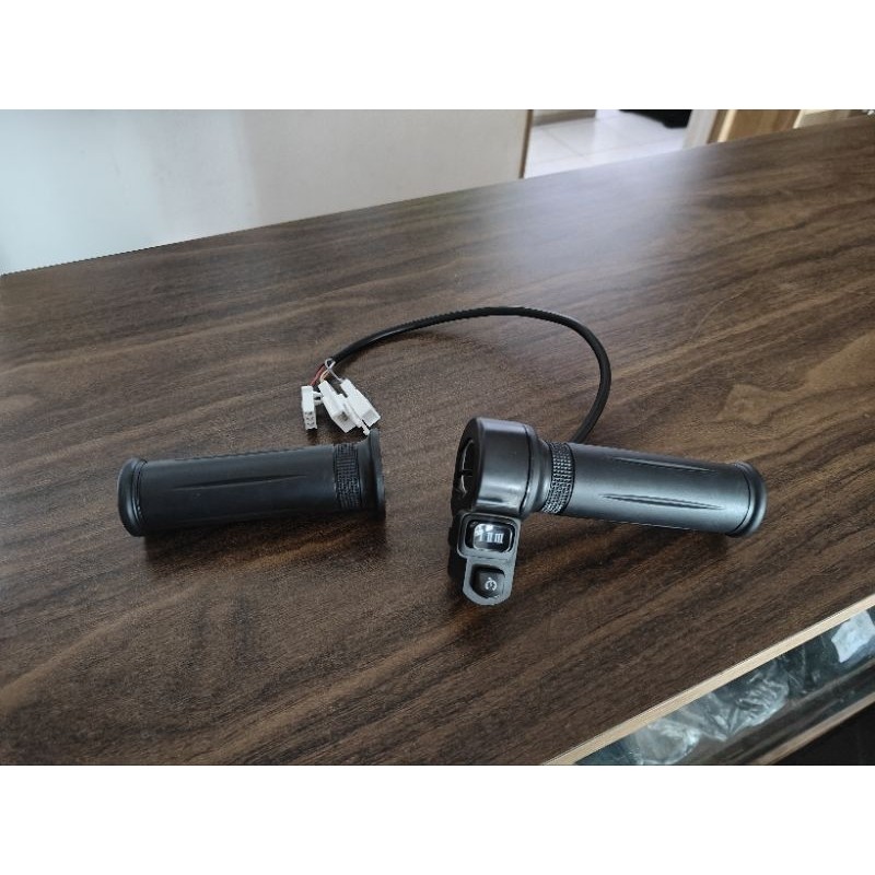 Handle Gas Sepeda Listrik Uwinfly T3S Pro / Blue Whale (BW)