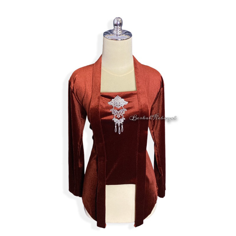 Kebaya Kebaya Bludru Kutu Baru / Warna Teracotta Size Lengkap