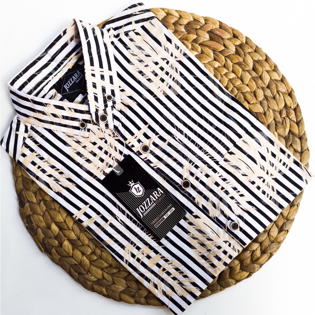 Kemeja Pria Bergaris Lengan Pendek Distro Original Adem Dewasa | Baju Hem | Jozzara