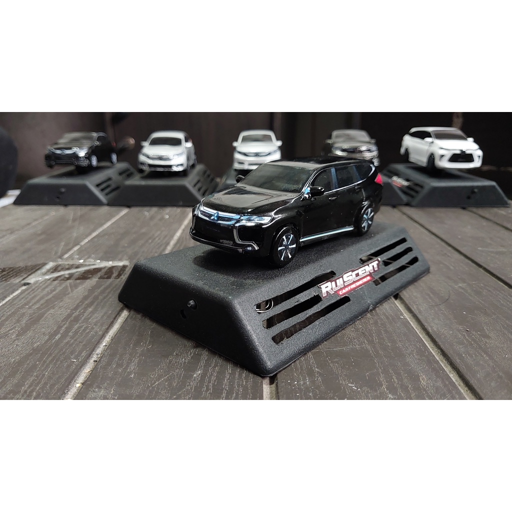 Parfum Mobil Miniatur Pajero