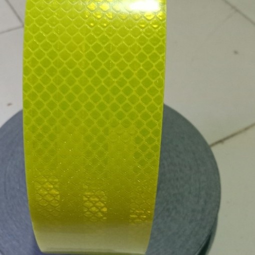 

Sticker Reflektor 1 roll / Scotlight / Pemantul Cahaya / Stiker Mobil - yellow grey -FN10