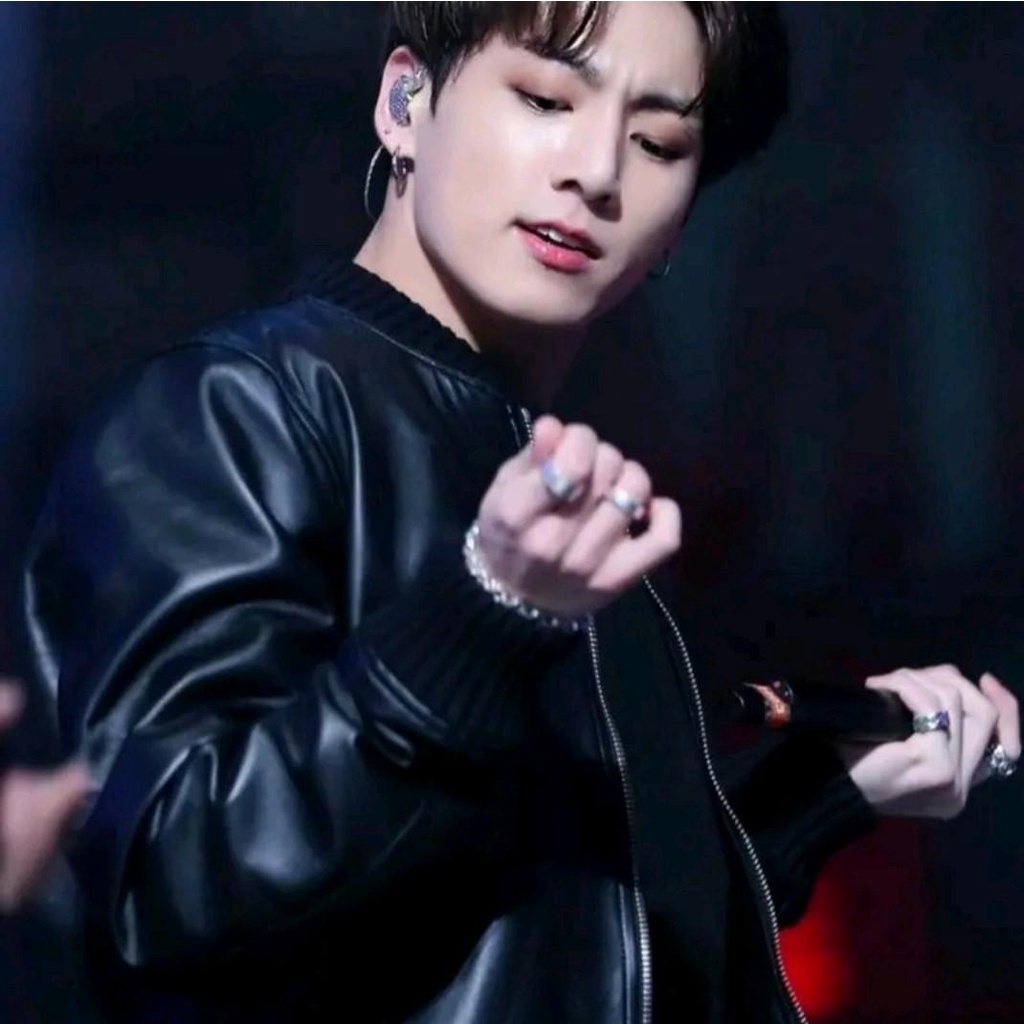 Jaket Kulit Pria Jungkook BTS Premium Terlaris Korea Motoran Konser