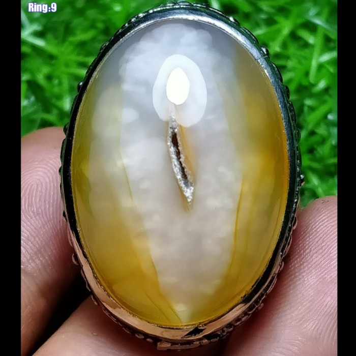 Cincin Batu Akik Pandan Semu Nanas Kapas Sutra Merah Lumut Oli Antik65