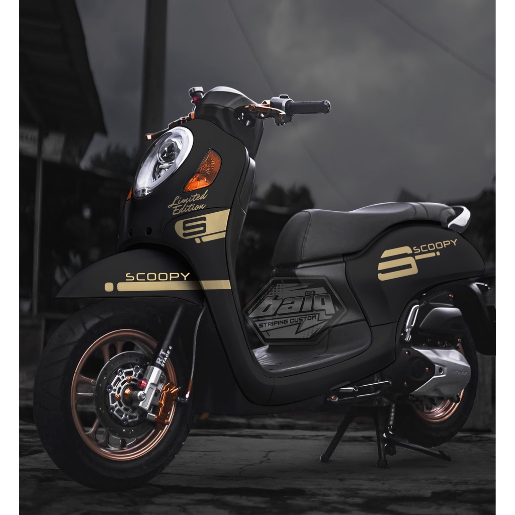 STRIPING STIKER SCOOPY LIST SIMPLE