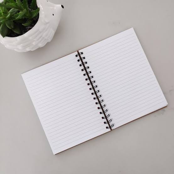 

Notebook Custom / Notes Hardcover A5 Spiral HVS Bergaris