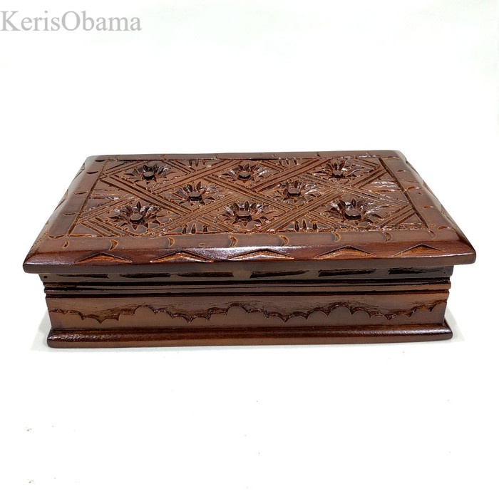 Kotak Pusaka Perhiasan Ukir Kayu Jati murah