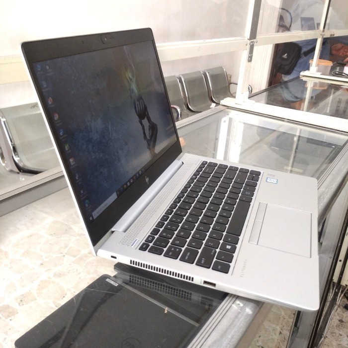 Laptop murah HP 840 G5 ultraslim core i7 GEN8 SSD 512gb Ram 8GB