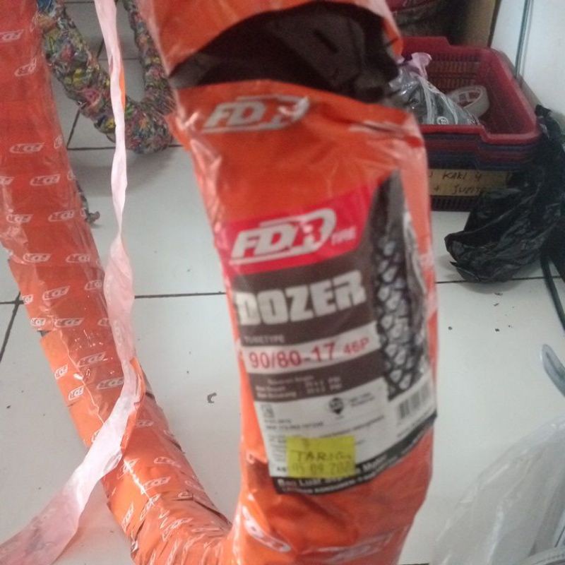 Ban FDR Dozer 90/80-17 Atau 80/90-17 Atau 70/90-17 Semi trail FDR DOZER 90 80 17 Atau 80 90 ring 17 