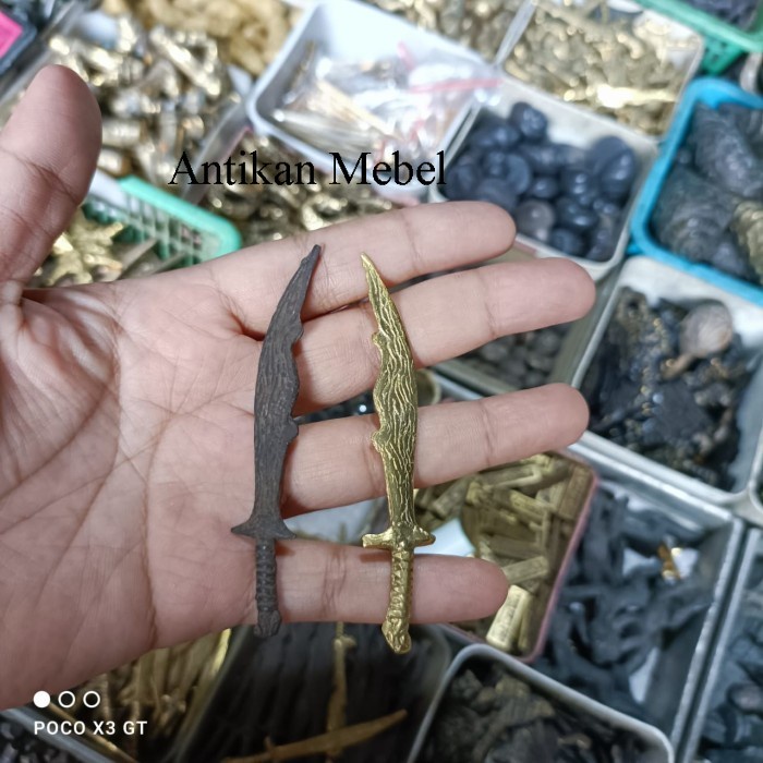 pedang voc ajimat sepasang emas hitam bk megantara sengkelat lar manga