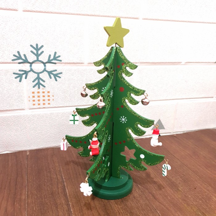 

AR // Pajangan Kayu Pohon Natal Mini Hiasan Meja Minimalis Christmas Ornamen - TS992 21CM- IJO