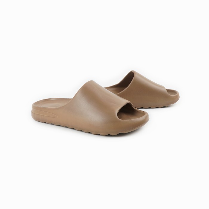 best -Declan Sandal Slide Yeezy DECAS 06-002 Calpora - Hitam, 42