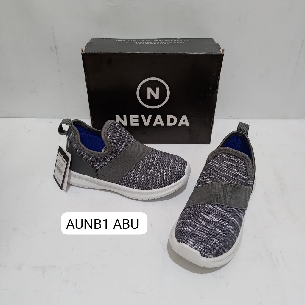 Nevada Sneakers Anak laki-laki AUNB size 30-33