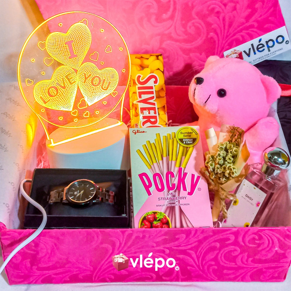

VLEPO KADO ULANG TAHUN CEWEK Kado Pacar Hampers Gift Pacar Sahabat Cewek Hampers Hijab Paket Kado Hijab Cewek Kado Hampers Gift Box Kado Ulang Tahun Cewek Hadiah Anniversary Kado Boneka Hampers Jilbab Hampers Hijab Kerudung Hadiah Jam Tangan Dompet Parfum