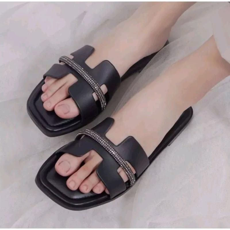 Sandal Teplek Wanita remaja Kekinian