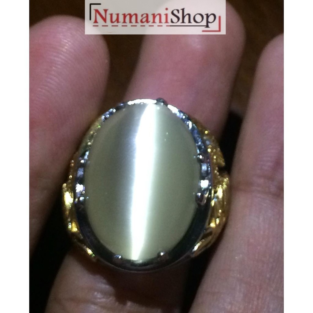 Cincin Titanium Batu Akik Cat Eye Susu Atau Warna Putih HQ