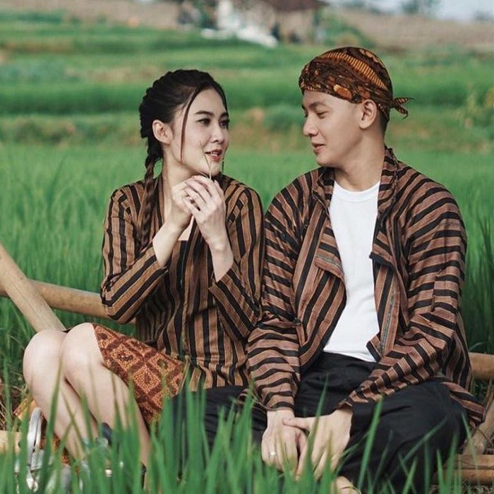 LURIK JAWA New Baju Lurik Wanita  Kutubaru Sorjan Lurik Tenun Pria Jogja Pakaian Pakaian Couple Prew