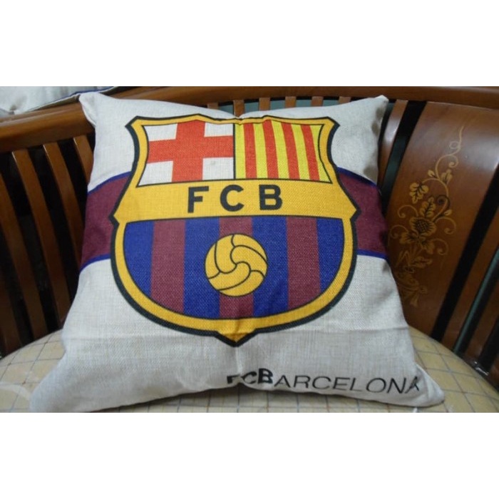 Bantal sofa club bola BARCELONA
