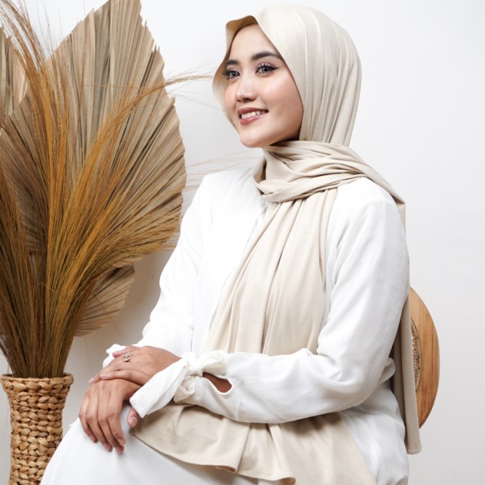 SAHARA SHAWL | PASHMINA KAOS RAYON SPANDEK SAND