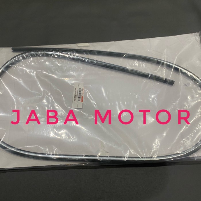 moulding kaca depan-Lis kaca depan corolla great AE101
