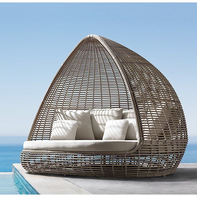 Daybed rotan outdoor bulat, daybed pantai rotan sintetis model terbaru