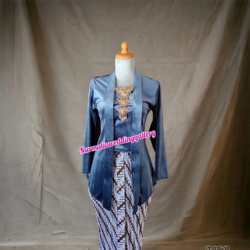 Baju Kebaya Bludru Kutu Baru Polos Termurah